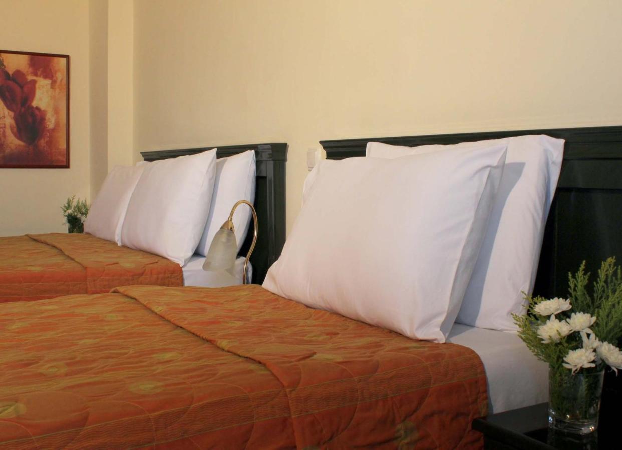 Famissi Eden Hotel 卡兰巴卡 客房 照片