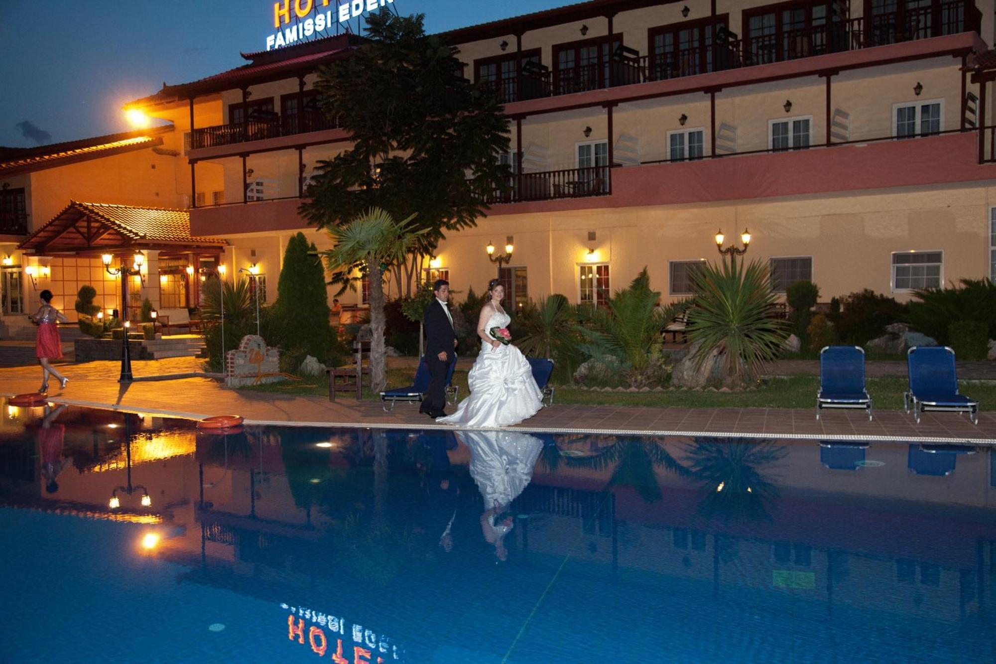 Famissi Eden Hotel 卡兰巴卡 外观 照片