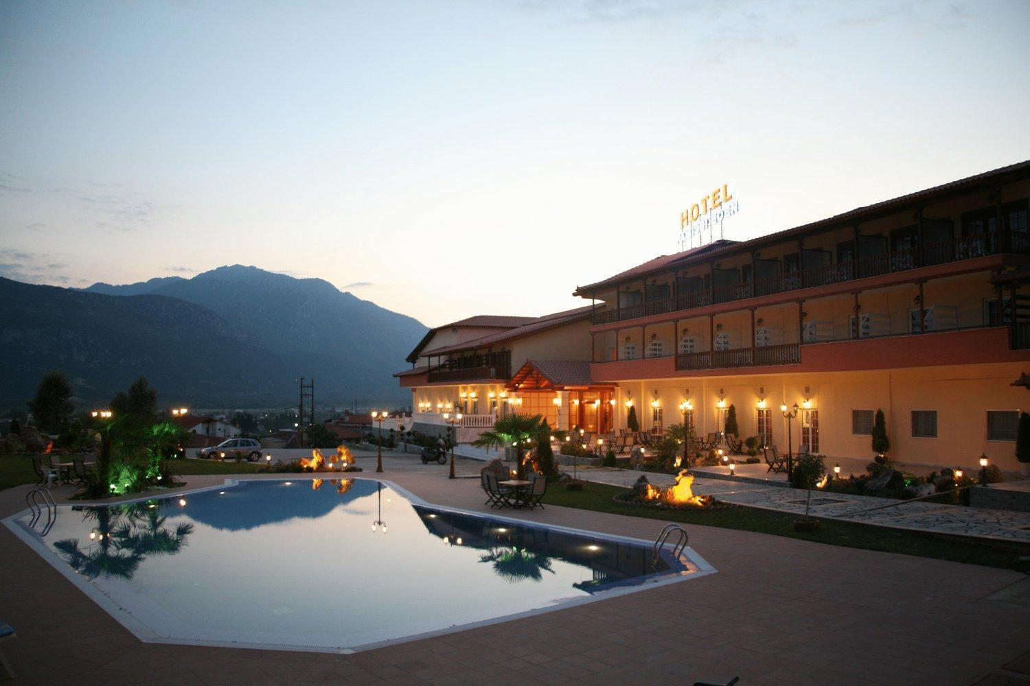 Famissi Eden Hotel 卡兰巴卡 外观 照片