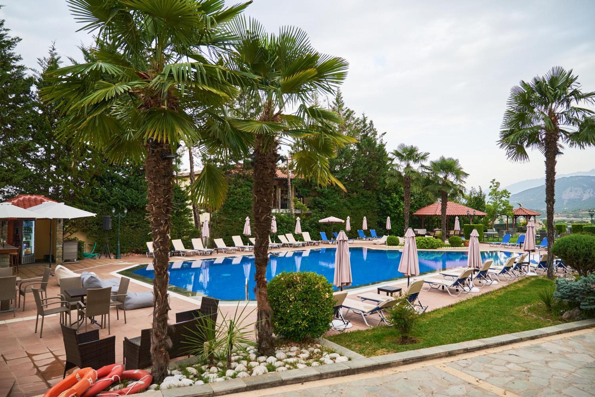 Famissi Eden Hotel 卡兰巴卡 外观 照片